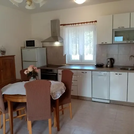 Tihana * Makarska