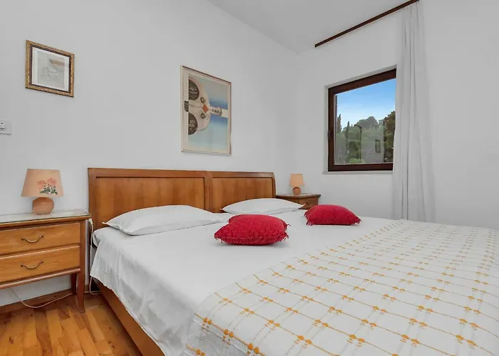 Tihana Apartman Makarska